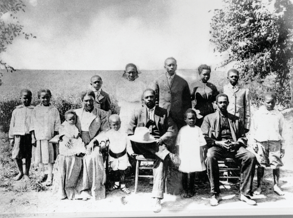 Boyer family, undated. Courtesy New Mexico State University Library, Rio Grande Historical Collection, neg. no. RG98-109-001.