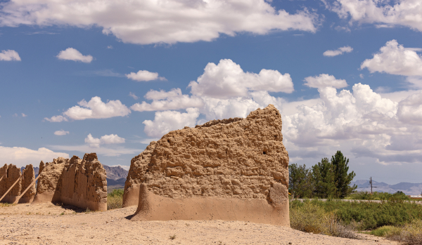 The southwest corner of the Fort Selden barracks. This wall would have been the outside wall of one of the two rooms to house non-commissioned officers.
Photograph by Tira Howard.
